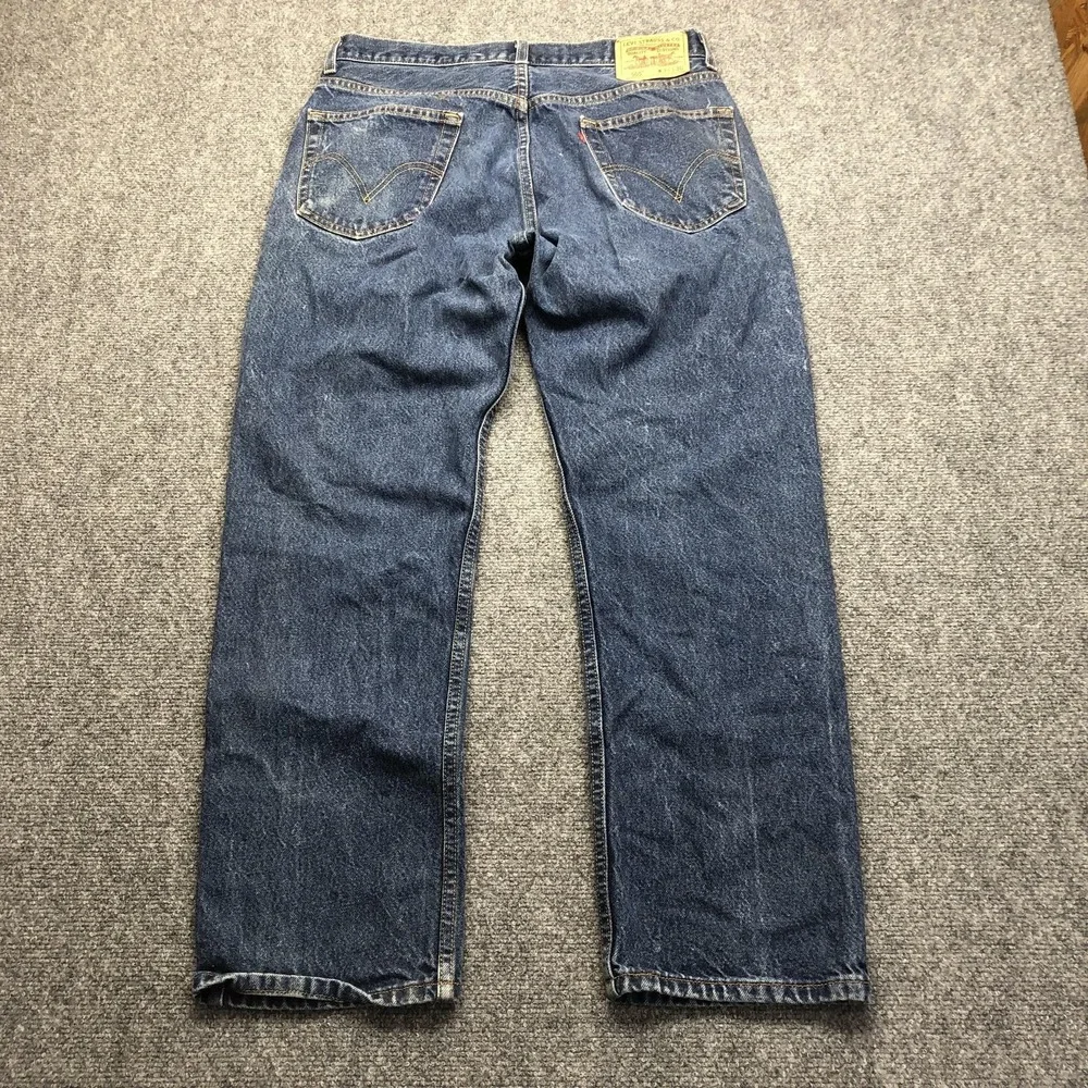 Levis 505 Jeans Mens 34x30 Blue Medium Wash Straight Leg Regular Fit Denim Pants